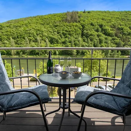 Haus Mosel Apartment Klotten Exterior photo
