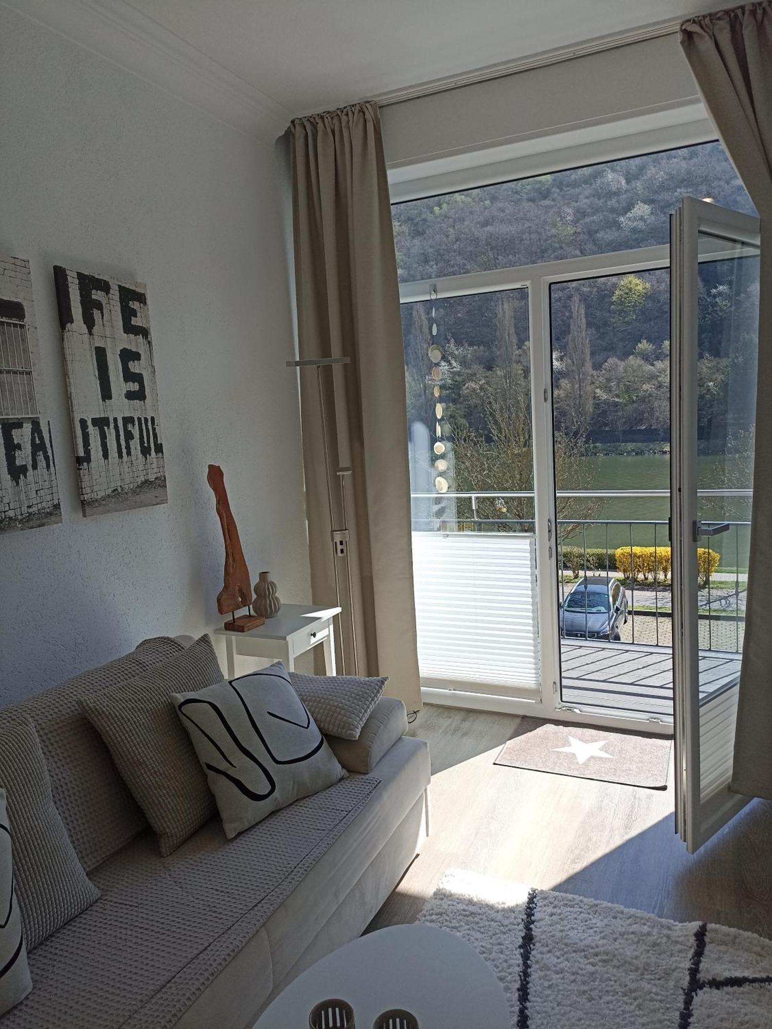 Homestay Haus Mosel Klotten
